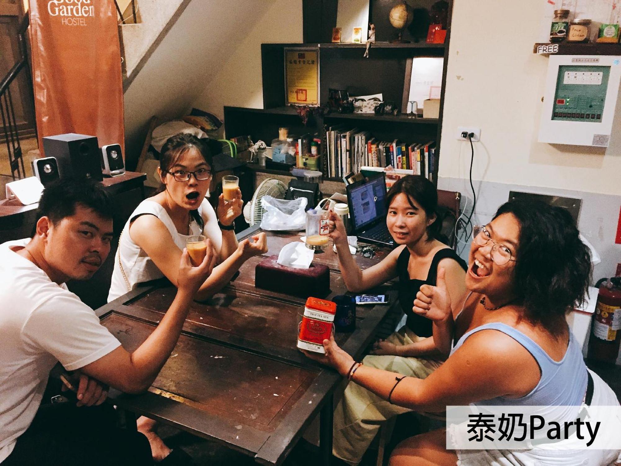 Good Garden Female Hostel Tainan Dış mekan fotoğraf